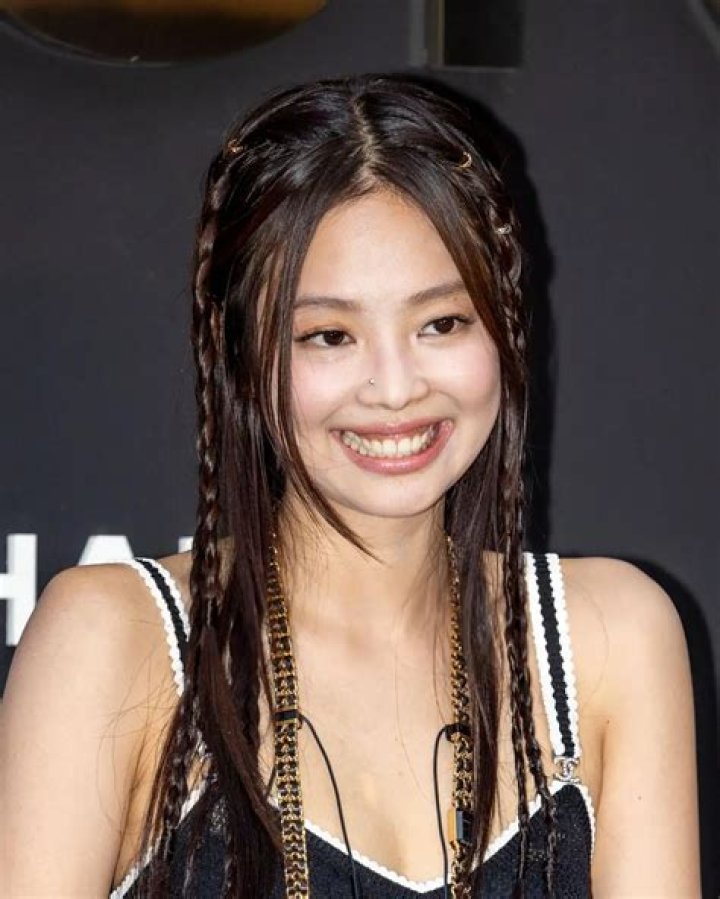 
Ann Kim Height, Weight, Net Worth, Age, Birthday, Wikipedia, Who, Nationality, Biography 