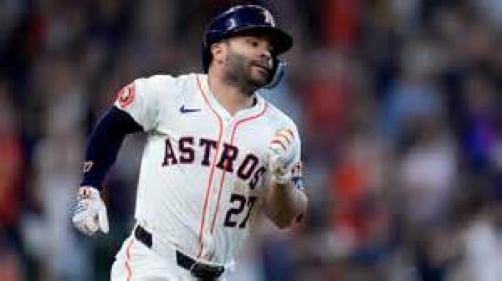 
Astros Fan Arrested: Fan Ran On The Field Selfie With Jose Altuve During Game 2 