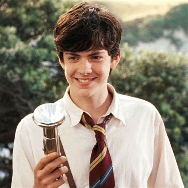 
Is Skandar Keynes Married to Wife? Dating Rumors? 