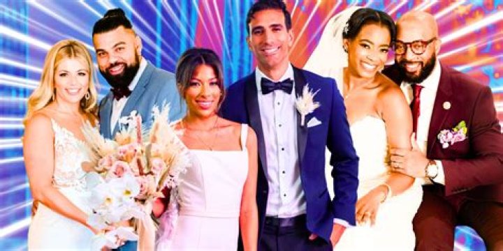 
Isabelle Du Husband: Is Monarch Cast Married To Dennis Hour? Family And Net Worth 