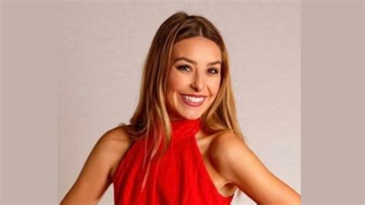
Kelly Pannek Height, Weight, Net Worth, Age, Birthday, Wikipedia, Who, Nationality, Biography 