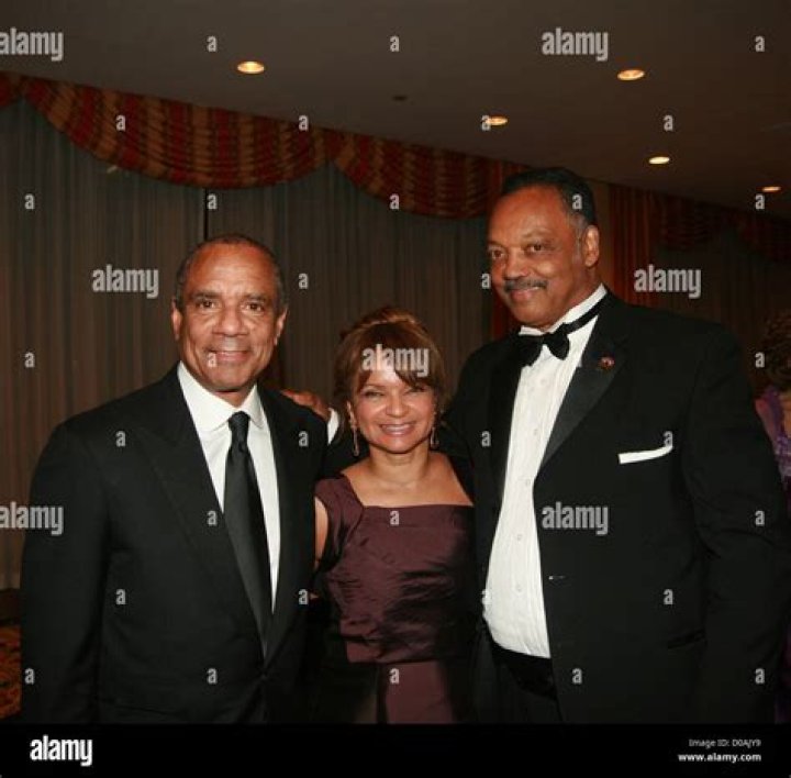 Kenneth Chenault Height, Weight, Net Worth, Age, Birthday, Wikipedia, Who, Nationality, Biography