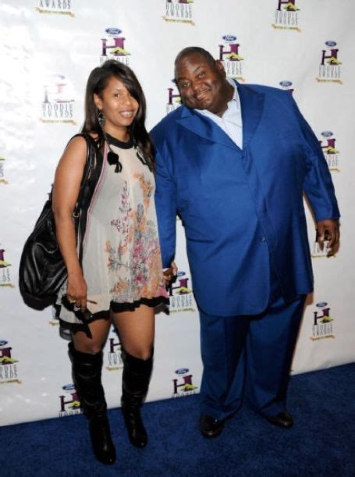 Lavell Crawford is Married to Wife: DeShawn Crawford. Kids.