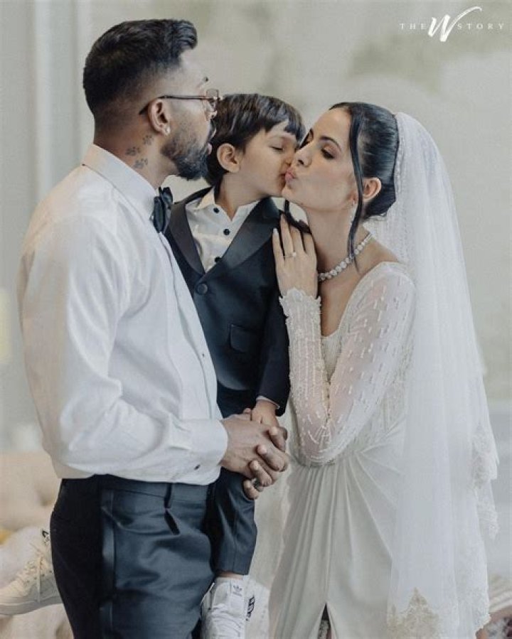 
Natasha Ramsahai And Husband Vidoll Regisford Are Instagram Official 