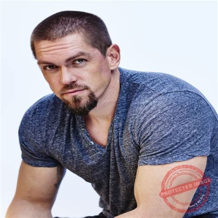 
Nathan McGuire Height, Weight, Net Worth, Age, Birthday, Wikipedia, Who, Nationality, Biography 