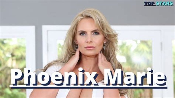 
Phoenix Marie Height, Weight, Net Worth, Age, Birthday, Wikipedia, Who, Nationality, Biography 