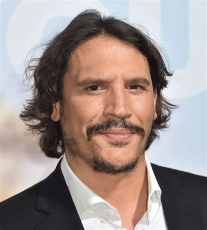 Sergio Peris-Mencheta Height, Weight, Net Worth, Age, Birthday, Wikipedia, Who, Nationality, Biography