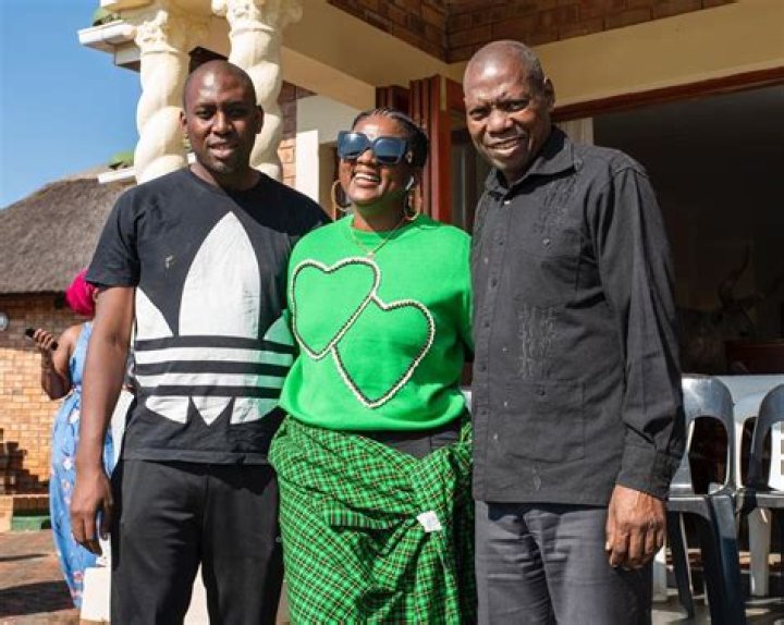 
Shauwn Mkhize Father: Is Dr Zweli Mkhize Her Father? 
