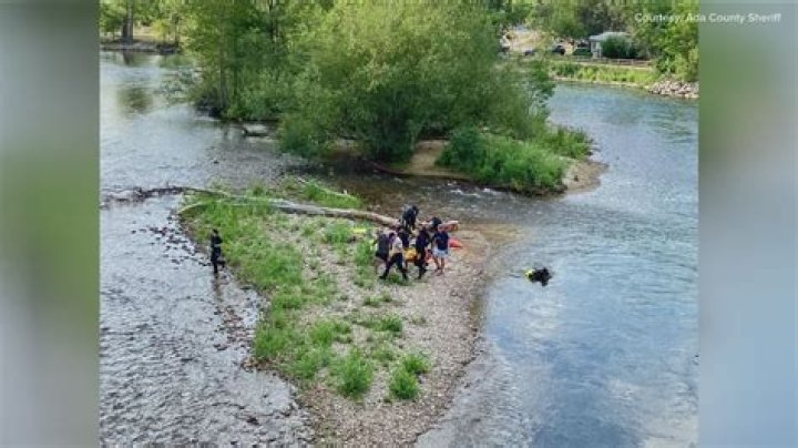 
Who Was Daniel Lee? 41-Year-Old Missing Firefighter Dead Body Found In River Irwell Manchester 